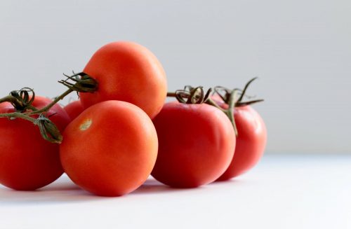 Reasons You Should Be Eating Tomatoes Every Day
